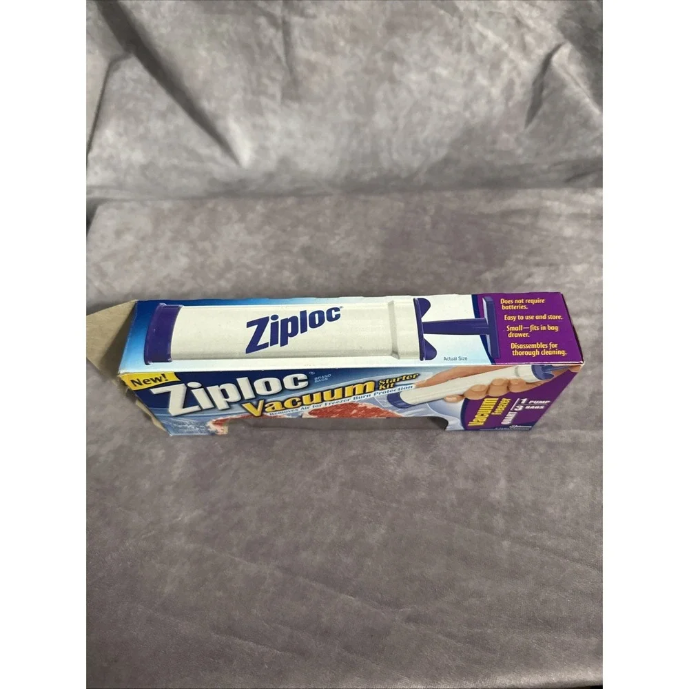 Ziploc Vacuum Starter Kit Hand Pump With 3 Freezer Quart Bags‎ NEW Open Box